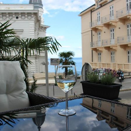 Superior Seaview Apartment โอปาติยา ภายนอก รูปภาพ