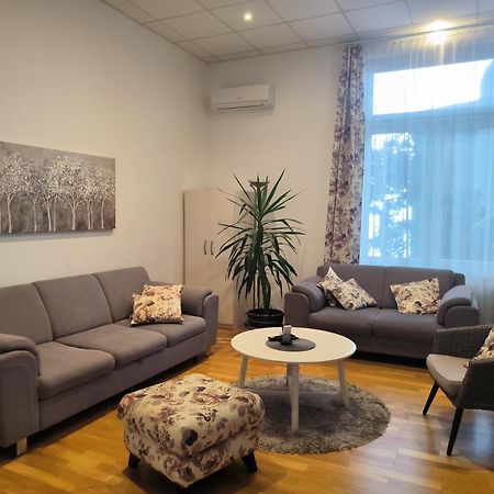 Superior Seaview Apartment โอปาติยา ภายนอก รูปภาพ