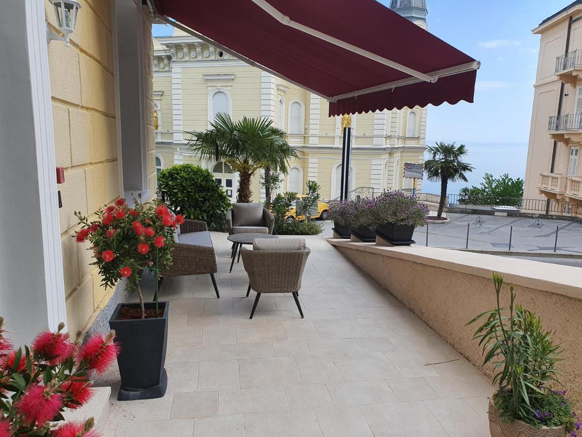 Superior Seaview Apartment โอปาติยา ภายนอก รูปภาพ