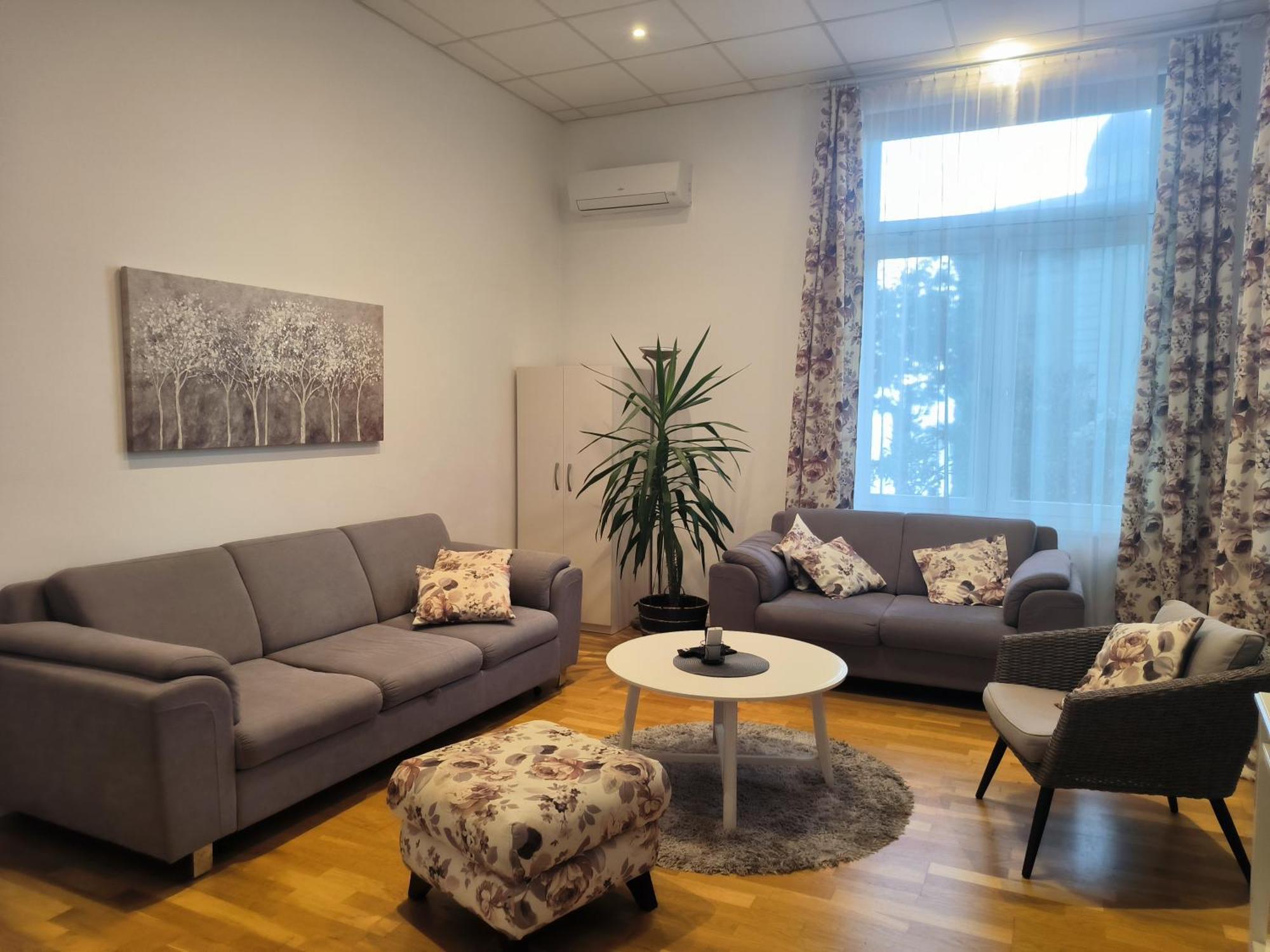 Superior Seaview Apartment โอปาติยา ภายนอก รูปภาพ