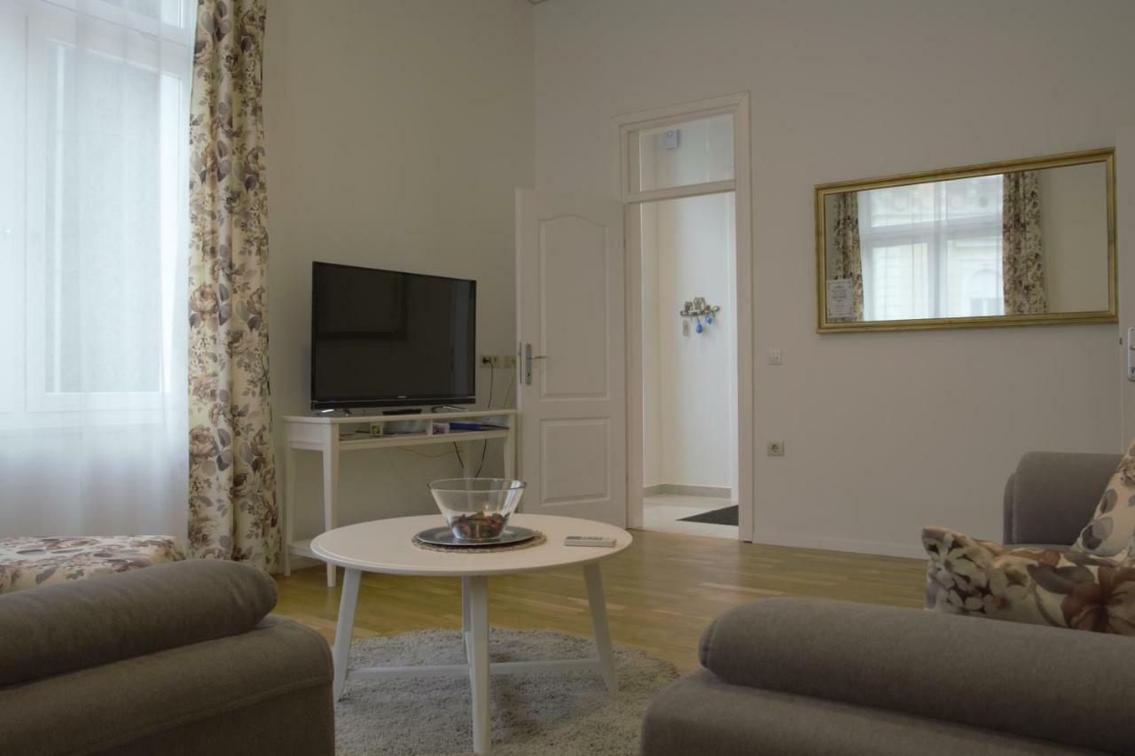 Superior Seaview Apartment โอปาติยา ภายนอก รูปภาพ
