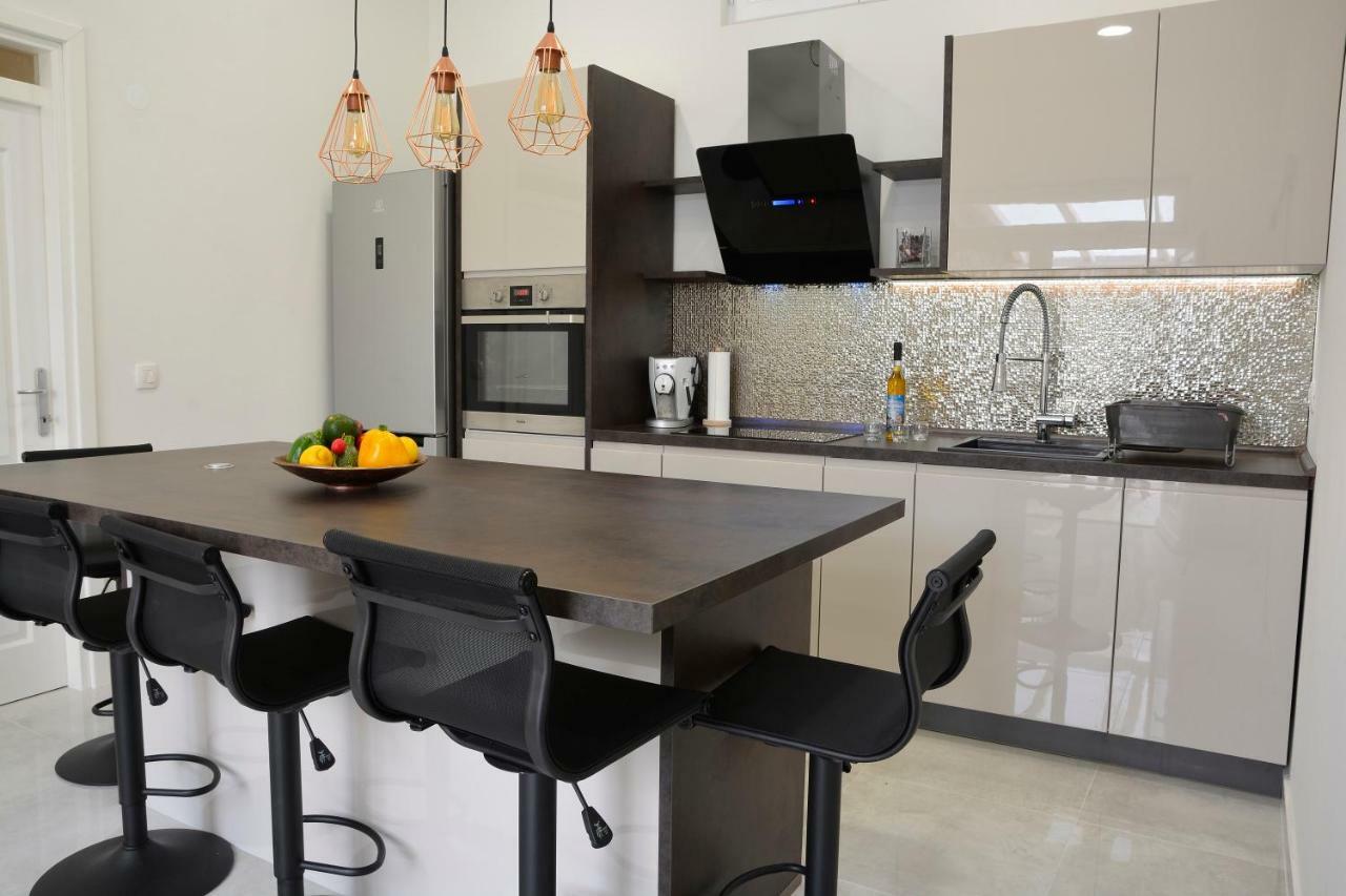 Superior Seaview Apartment โอปาติยา ภายนอก รูปภาพ